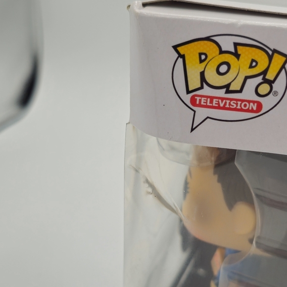 Funko POP! Stranger Things Eleven with Eggos #421 Vinyl Figure - Picture 4 of 9